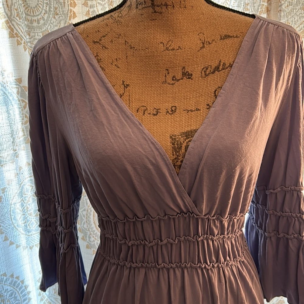 Max Studio Tunic! Medium. - Picture 2 of 3